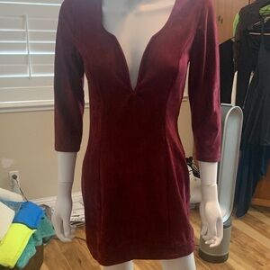 Elegant Burgundy V-Neck Dress